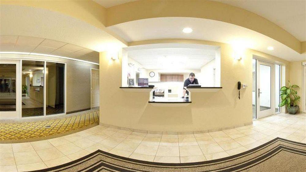 แคนเดิ้ลวูด สวีท ฟอร์ตไมเออร์ส อินเตอร์สเตท 75 Hotel ฟอร์ตไมเยอร์ ภายนอก รูปภาพ