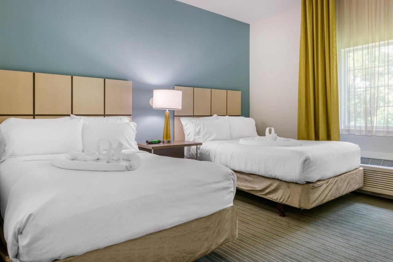 แคนเดิ้ลวูด สวีท ฟอร์ตไมเออร์ส อินเตอร์สเตท 75 Hotel ฟอร์ตไมเยอร์ ภายนอก รูปภาพ